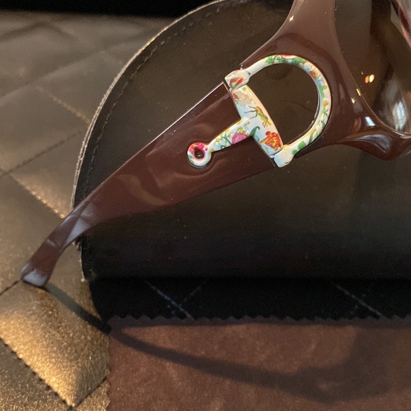 Gucci sunglasses - Picture 2 of 5